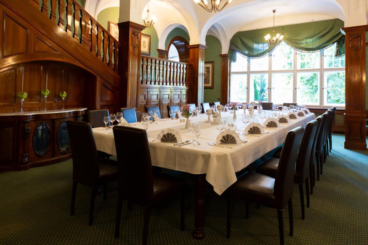 Schlosshotel Villa Westerberge 阿舍尔斯莱本 外观 照片